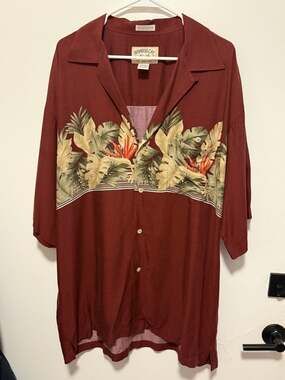 Bamboo Cay Men's XL 100% Rayon Burgundy Bird of Paradise Tropical Hawaiian Resor